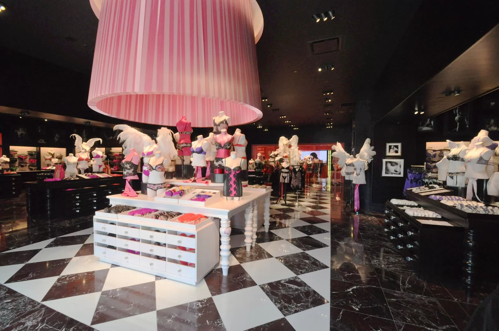 Victoria Secret Layout Victoria’s Secret – Shremshock Architecture & Engineering